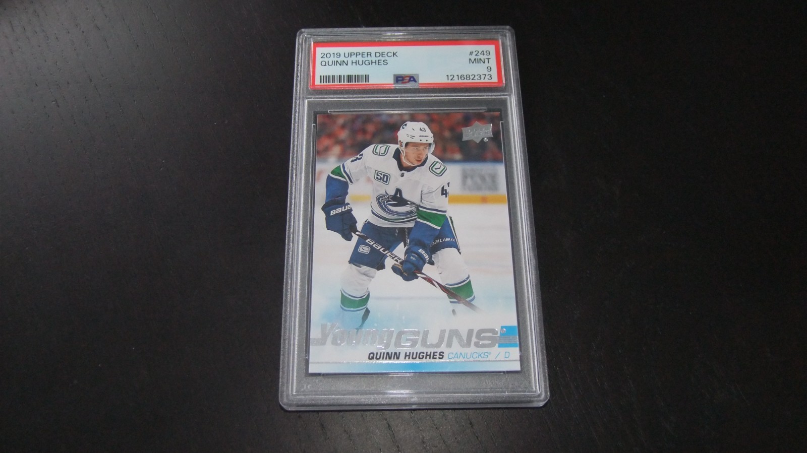 2019-20 UPPER DECK QUINN HUGHES YOUNG GUNS ROOKIE RC #249 PSA 9