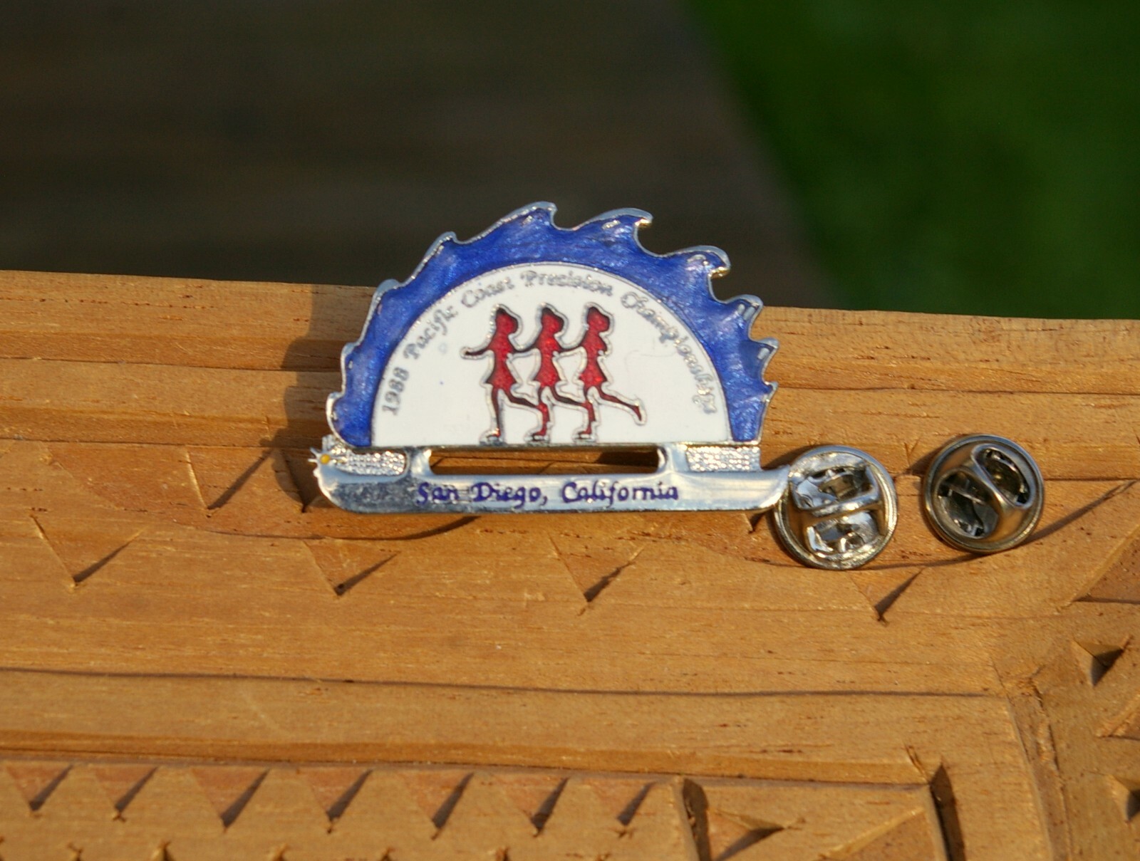 Picture 1 of 5