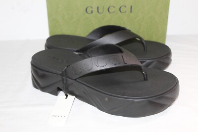 NWB Gucci Logo Rubber Thong Sandals Slip Ons Black 40 746334