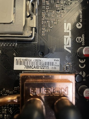 Rare Asus ROG BlitzFormula + Supreme Fx Audio+ Core 2 Quad 2.5ghz + 2GB OCZ DDR2 - Picture 6 of 10