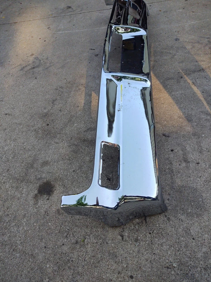 PARAGOLPES DELANTERO OEM GM 1964 64 OLDSMOBILE DYNAMIC SUPER JETSTAR 88 STARFIRE 98 Foto 3 de 4