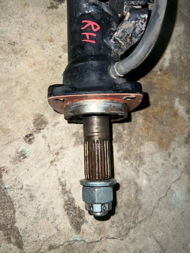KAWASAKI BAYOU KLF 400 93-99 OEM RIGHT REAR AXLE ASSEMBLY 41068-1348 31064-1099 - Picture 4 of 5