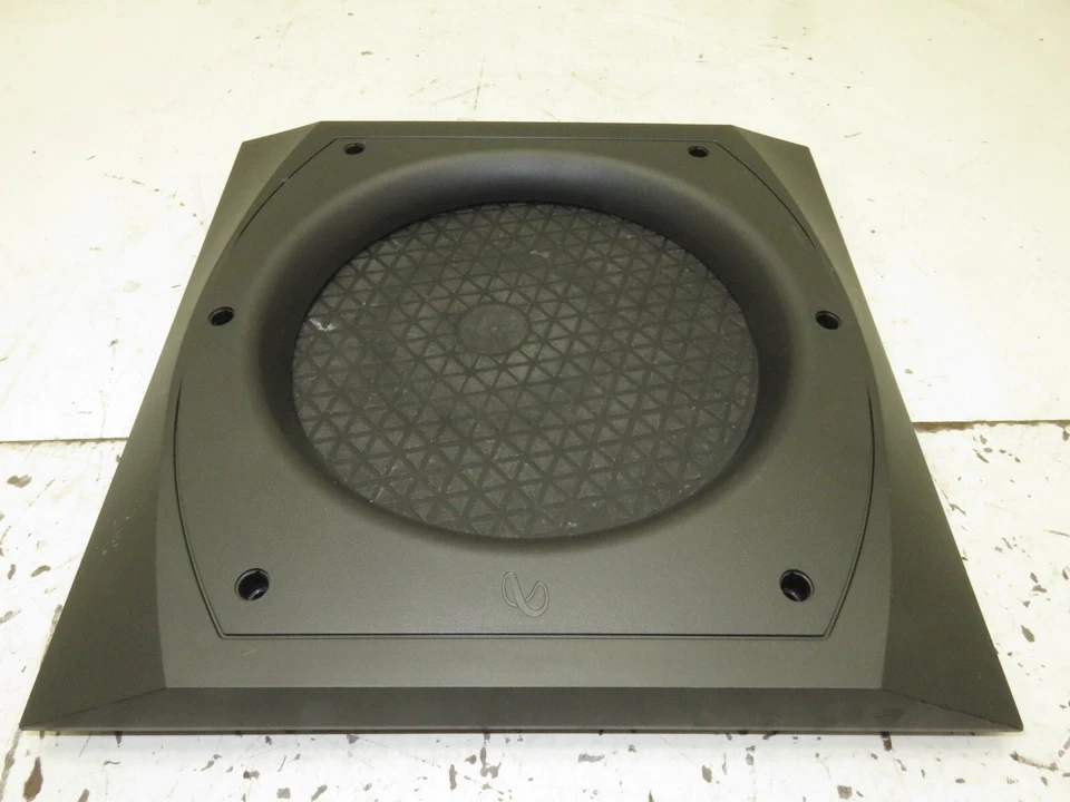 Subwoofer frontal de plástico Infinity Entra Foto 3 de 4