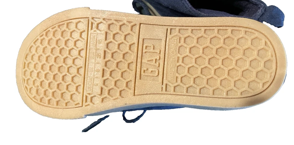 Baby Gap 全新带标签蹒跚学步男孩 9 码 2 色蓝色和灰色人造麂皮绒短靴 — 第 4/4 张图片