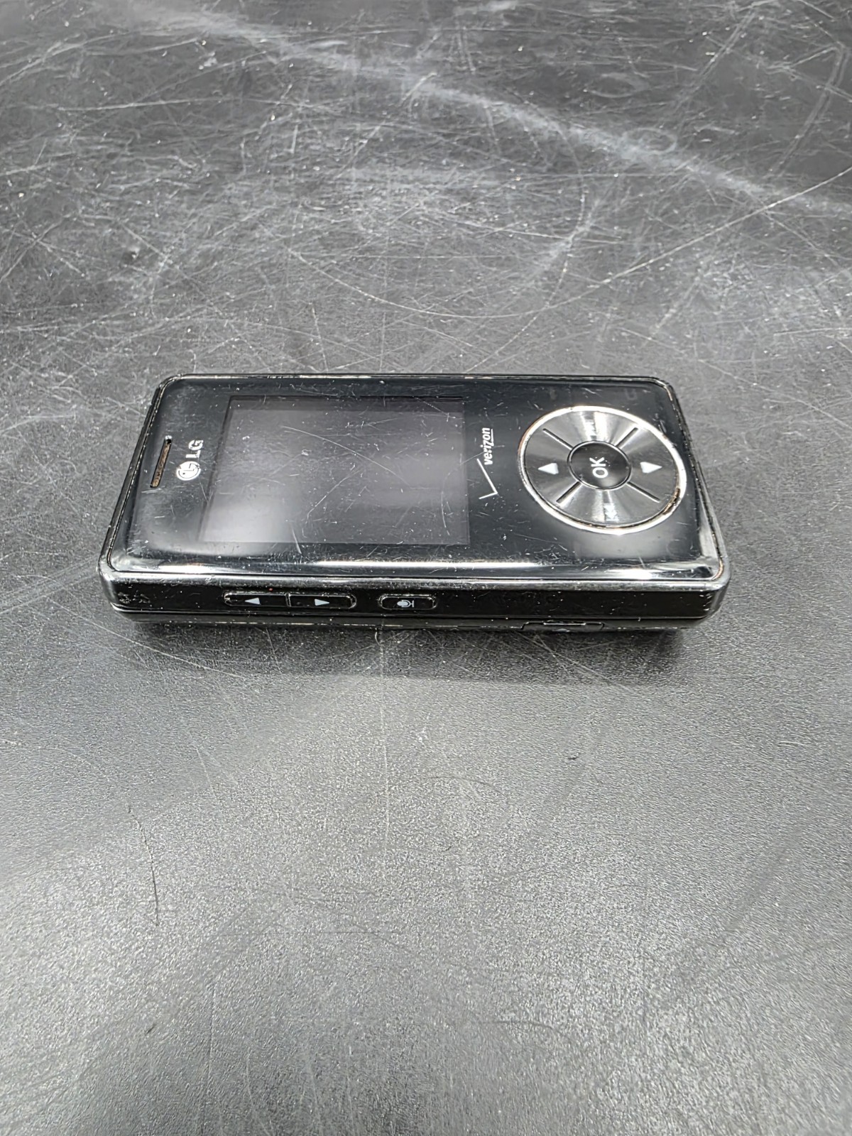 Foto 3 di 9