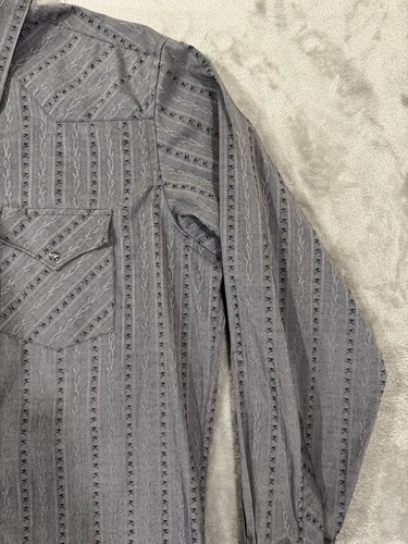 White Horse Shirt Men's L Gray Western Pearl Snap Striped Textured Chest Pockets - Picture 4 of 22