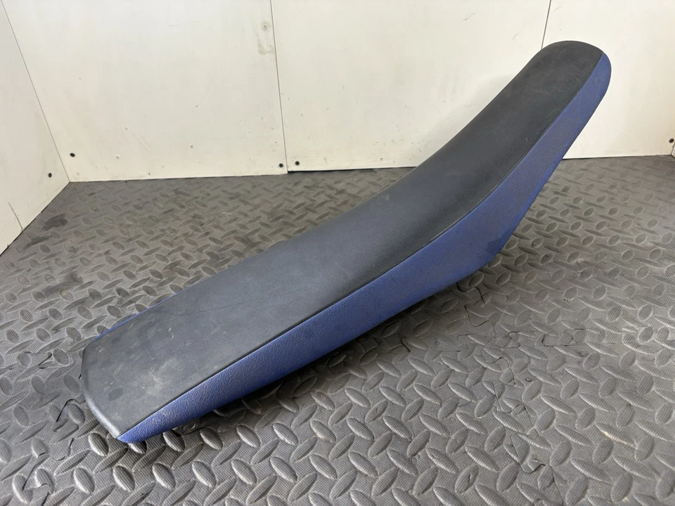 Yamaha YZ250F 2003 2004 YZ450F ASIENTO FABRICANTE DE EQUIPOS ORIGINALES BANDEJA DE ESPUMA 5TA-24710-00-00 ¡Bueno! Foto 2 de 4