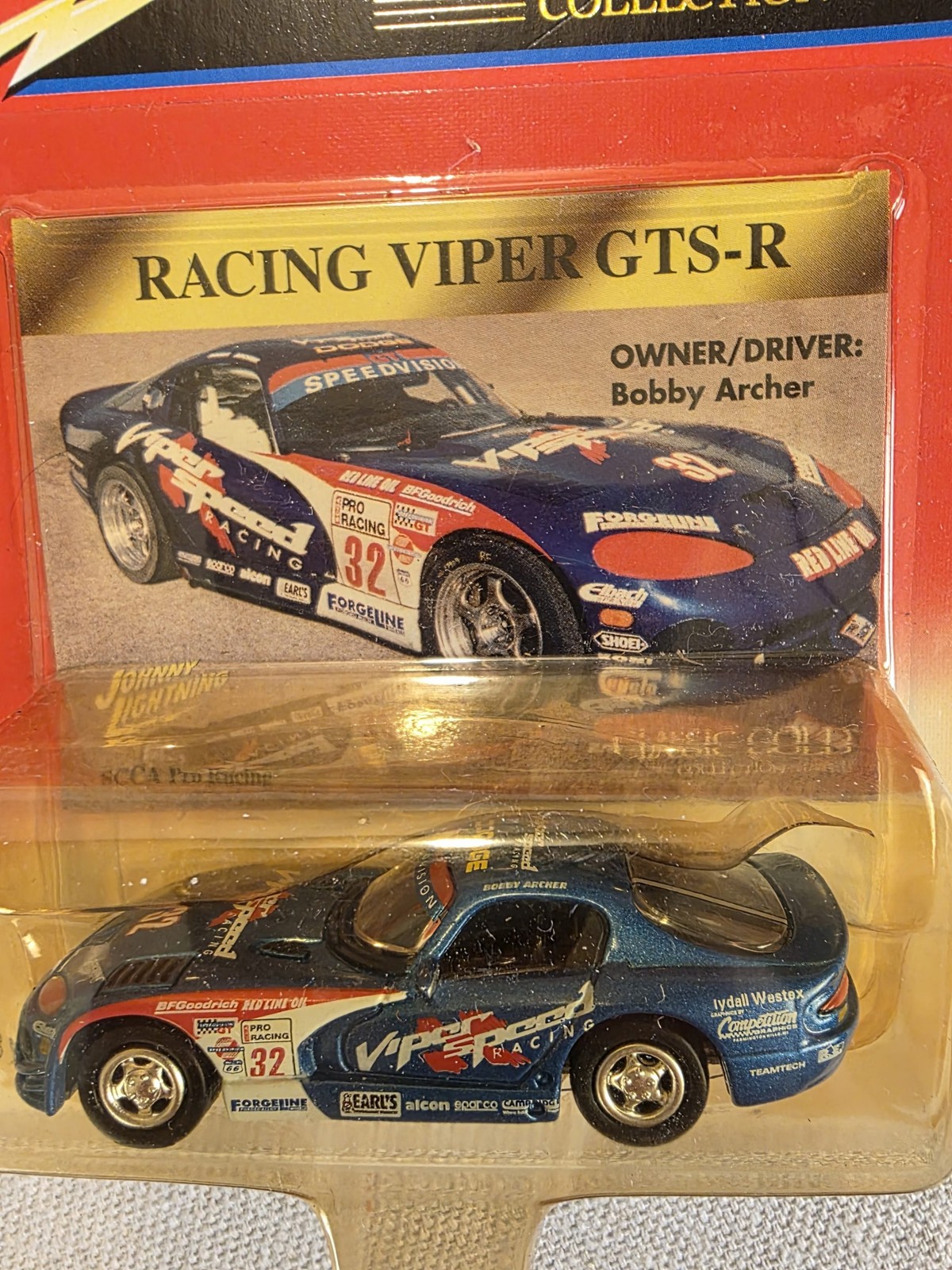 Johnny Lightning Classic Gold Racing Viper GTS-R 1:64 Scale NEW