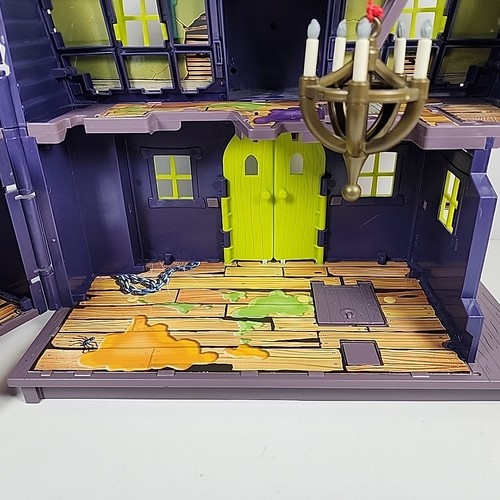 Scooby Doo Mystery Mansion Haunted House Playset - Picture 23 of 24