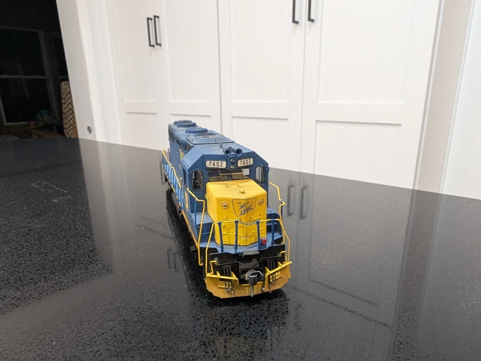Sonido HO Athearn Genesis EMD GP39-2 D&H 7402 DCC Foto 3 de 4