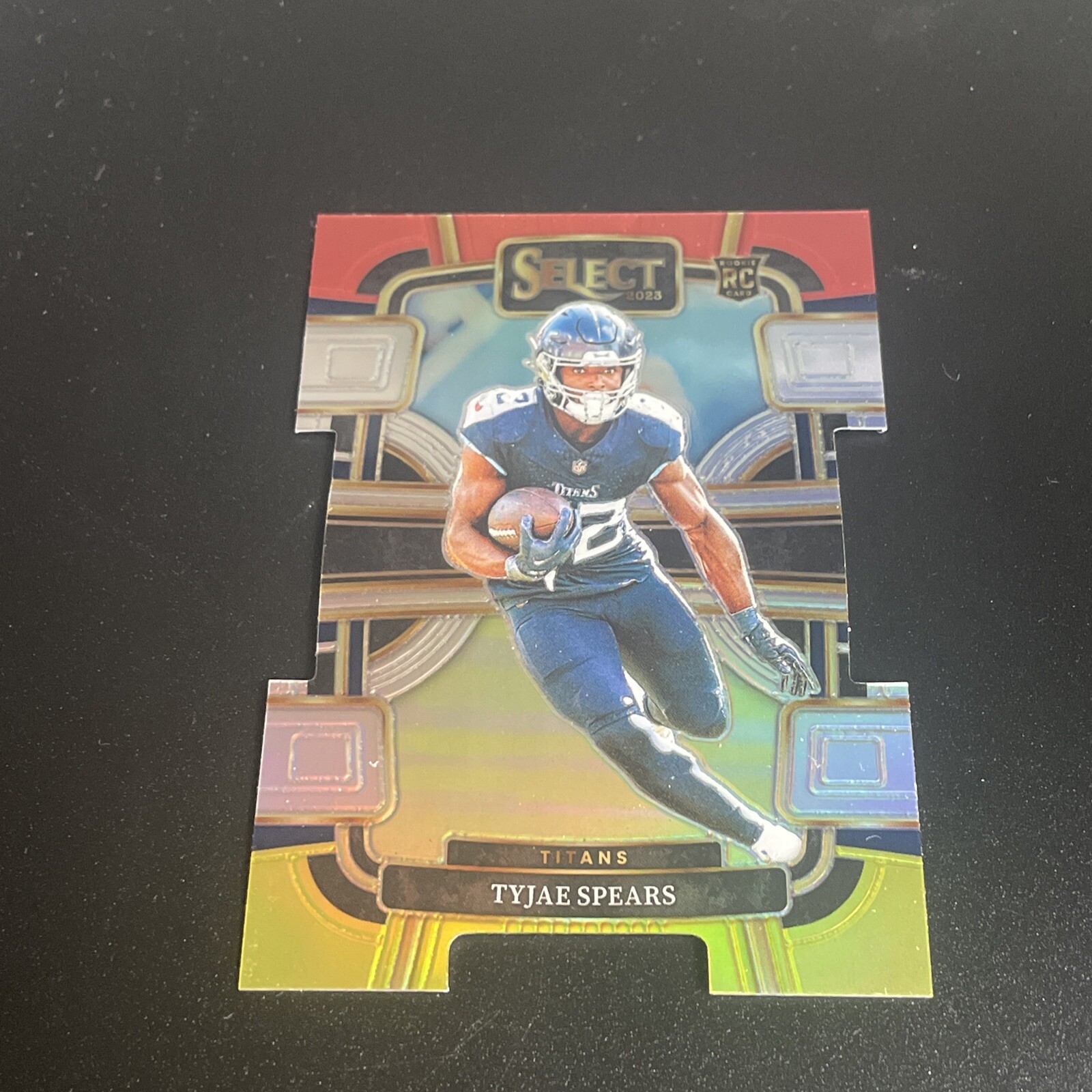 2023 Panini Select Red & Yellow Concourse Die-Cut Prizm Tyjae Spears! RC!
