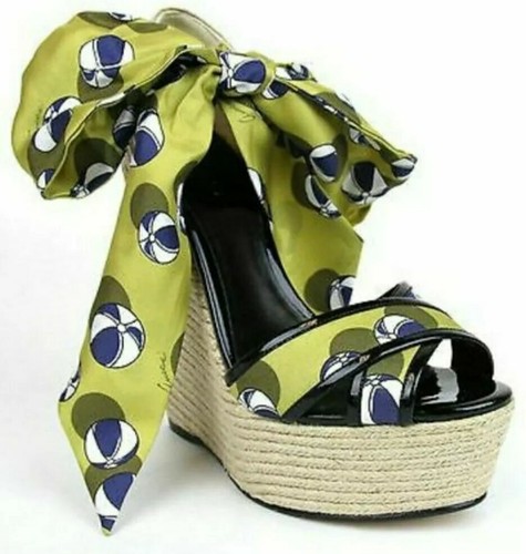 GUCCI Carolina Heartbeat beach Ball Satin Tie Wedg