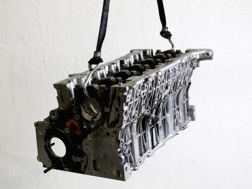 11110415722 Monoblock Motor BMW X5 E70 3.0 D 4X4 210KW Aut 5P (2009) Ersatz - Imagem 4 de 4