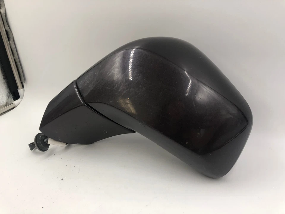 Espejo retrovisor eléctrico gris con vista lateral del conductor Chevrolet Trax 2013-2014 OEM E01B02070 Foto 2 de 4