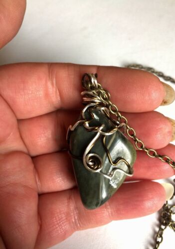Green Jasper Hand Wire Wrapped Stone Bronze And Silver Handcrafted item - Picture 10 of 10