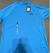 Mens Under Armour Dry Fit shirt