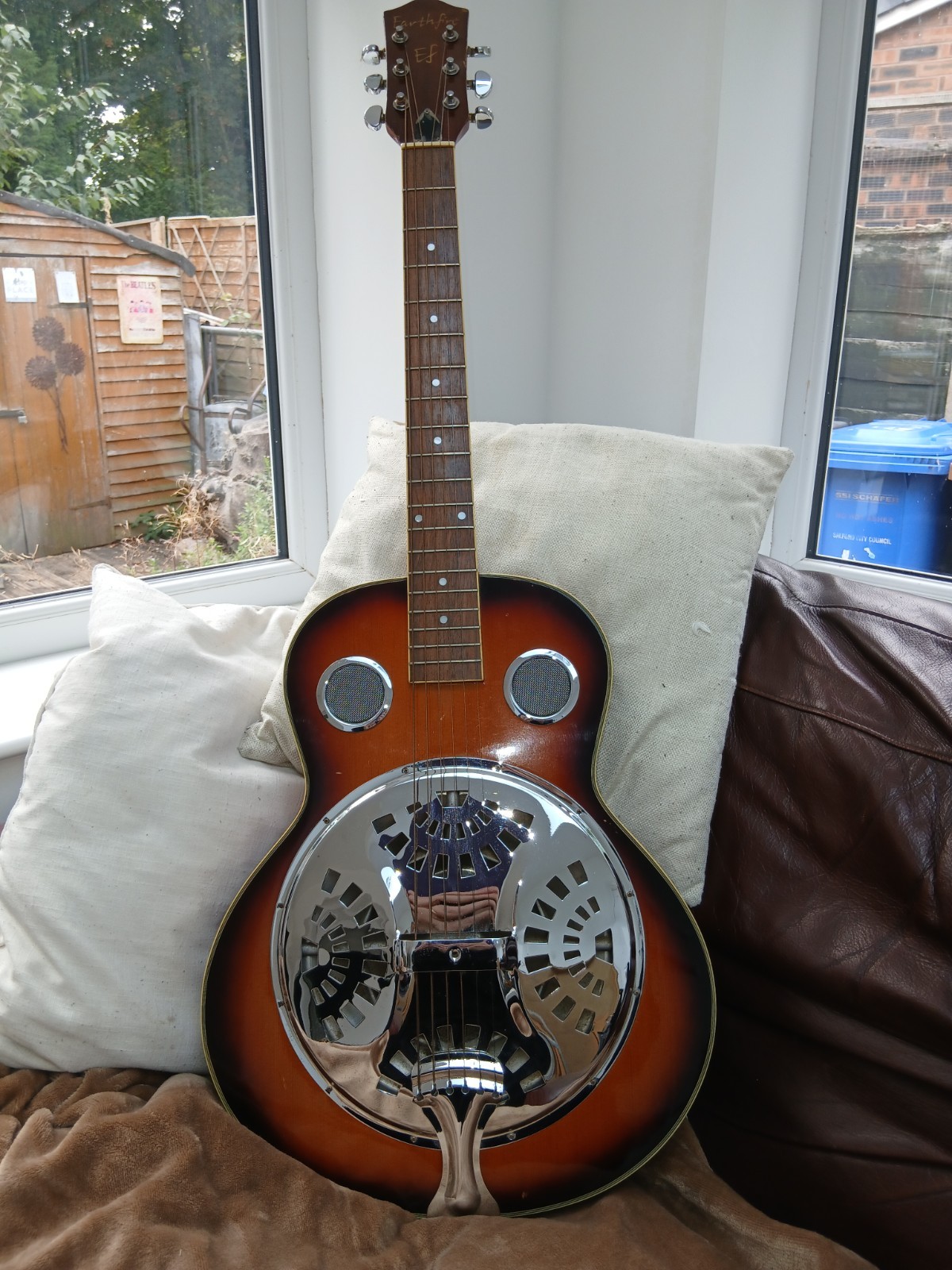 Earthfire Acoustic Resonator Giutar. Good Condition. Some Cosmetic Marks On Body
