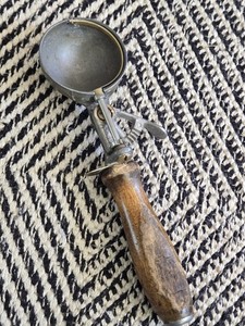 Antique Mechanical Ice Cream Scoop/Disher Wood Handle Vintage Soda Fountain