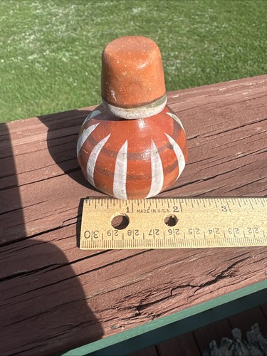 Vintage Miniature Mexican Clay Pottery Water Jug w/Lid Handpainted - Picture 9 of 10