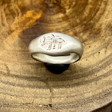 Unique Ancient Roman rare solid silver ring with antelope intaglio