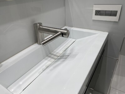 Dyson WD04 Shortneck Wash and Dry Airblade Tap