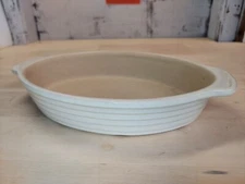 Pampered Chef Small Oval Baking Dish Stoneware 9" x 6” Ivory New Traditions