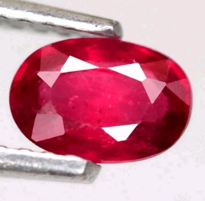 0.72 Ct Natural Gemstone Ruby Red Oval Madagascar Beautiful Sparkles 6x4.1x2.5mm