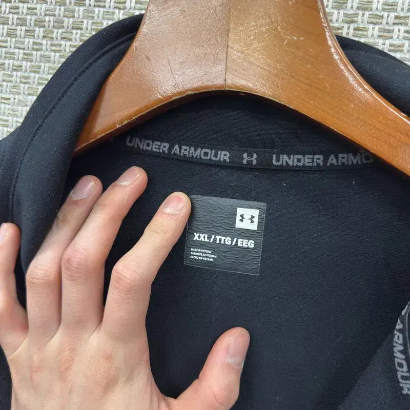 Under Armour Men's Lightly Used Fleece Zip-up Jacket XXL thumbnail 3