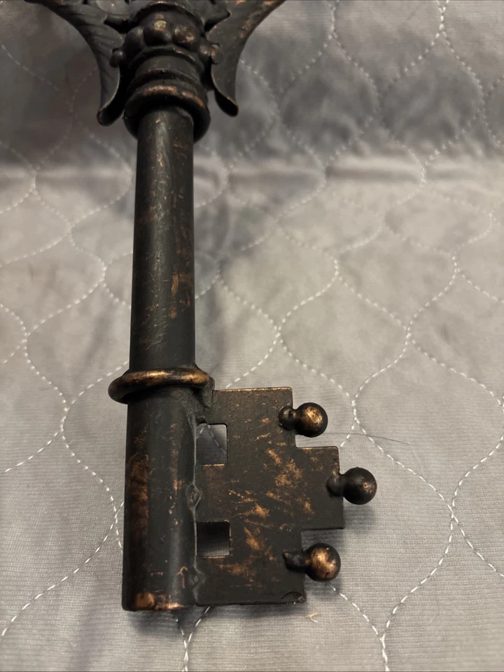 Llave Esqueleto Steampunk Decoración Pared Hierro Color Negro 13" Pared Galería Decorativa Foto 2 de 4