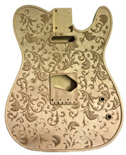 Corps guitare  type Telecaster – table érable sculptée. 