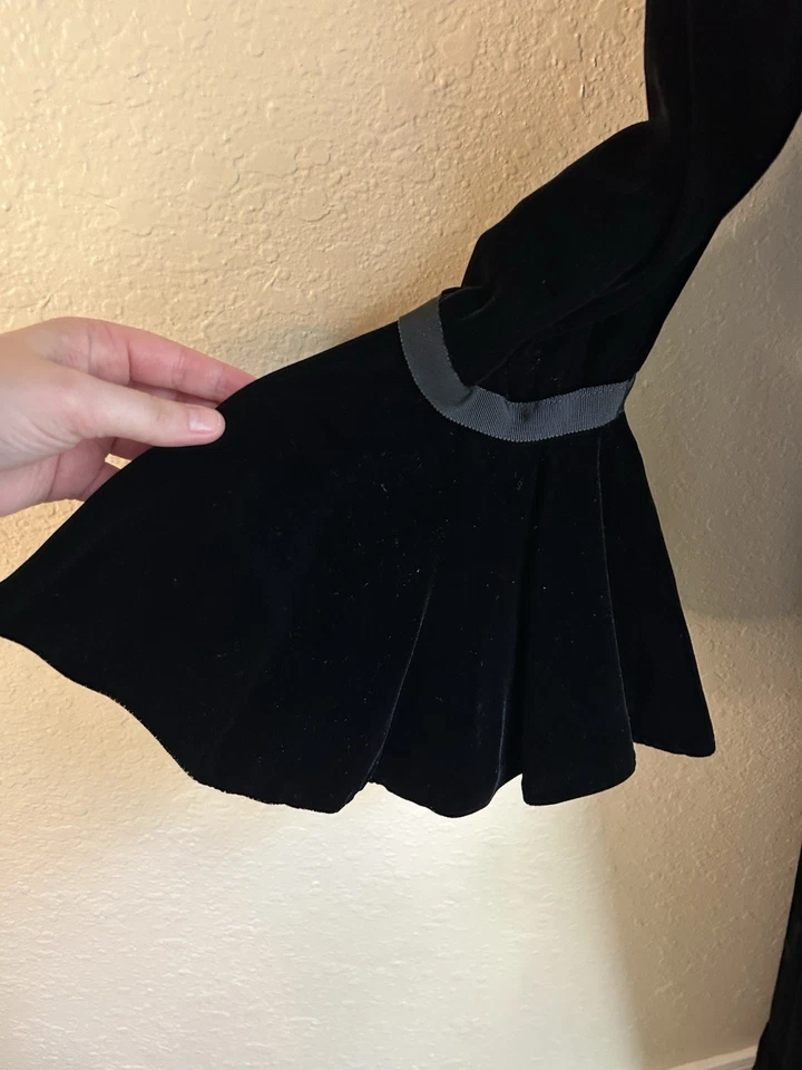 Vintage 1940s Bell Sleeve Edwardian Style Black Velvet Dress Size S Ruffle Hem - Image 3 of 4