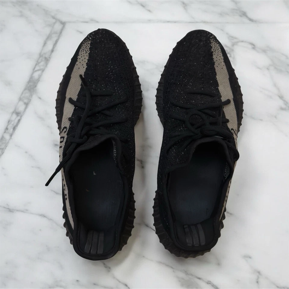 Adidas Yeezy Boost 350, foto 2 di 4