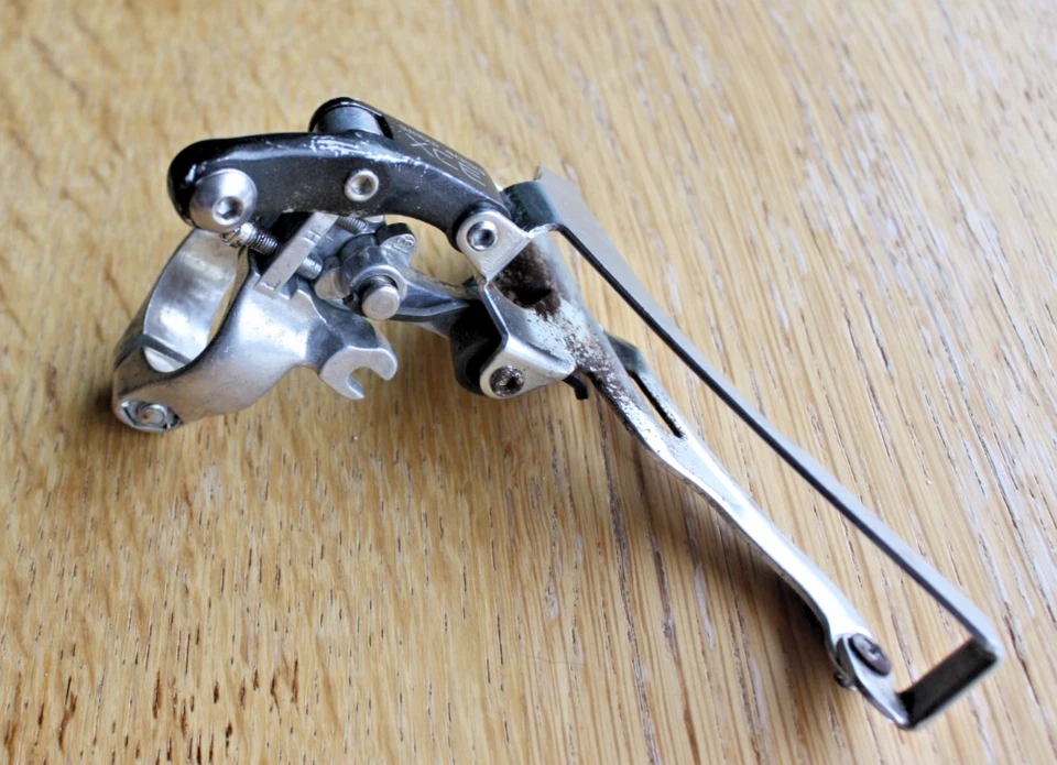 De colección Suntour XCE GX 4050 Desviador Delantero Tirador Inferior Triple 28.6 Abrazadera MTB Carretera Foto 4 de 4