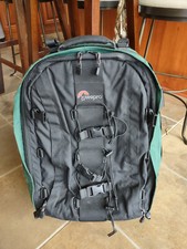LowePro Pro Trekker 400aw Camera/video Camera Equipment Backpack. No Dividers