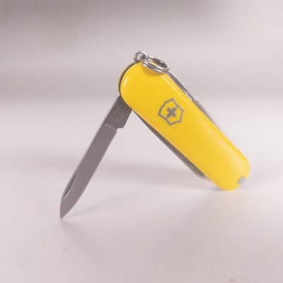 Victorinox Classic SD Swiss Army Knife 58mm Yellow
