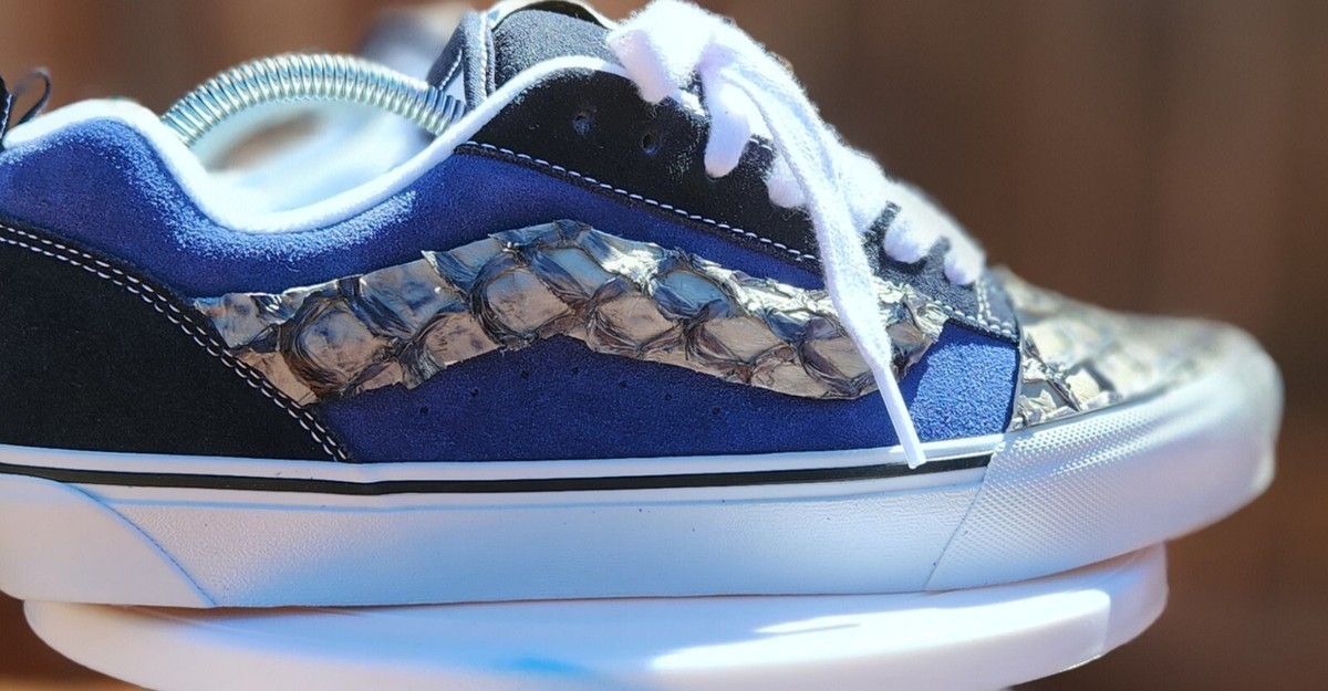 Vans 2013 Custom Culture Contest Light Blue Camera Sneakers Women’s 10.5 Men’s 9 VANS CELEBRATES GRAND PRIZE WINNER AND RUNNER UP FINALISTS  main image 3