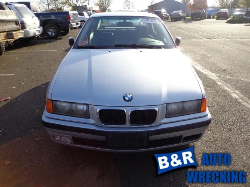 Pantalla de infoentretenimiento usada se adapta a: BMW 328I Grado A 1997 Foto 2 de 4