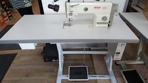 Pfaff Industrienähmaschine Typ 1051 mit Fadenabscheder Sehr  gut zustand