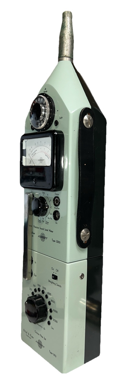 BRUEL & KJAER PRECISION SOUND LAVEL METER TYPE-2203 & 1613 UNIT  BRUEL & KJAER 