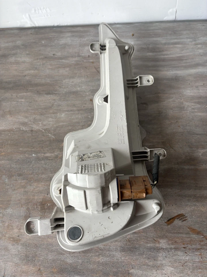 OEM CHEVROLET VOLT 2011-2015 PARACHOQUES DELANTERO IZQUIERDO LADO CONDUCTOR LUZ INTERMITENTE LH Foto 3 de 4