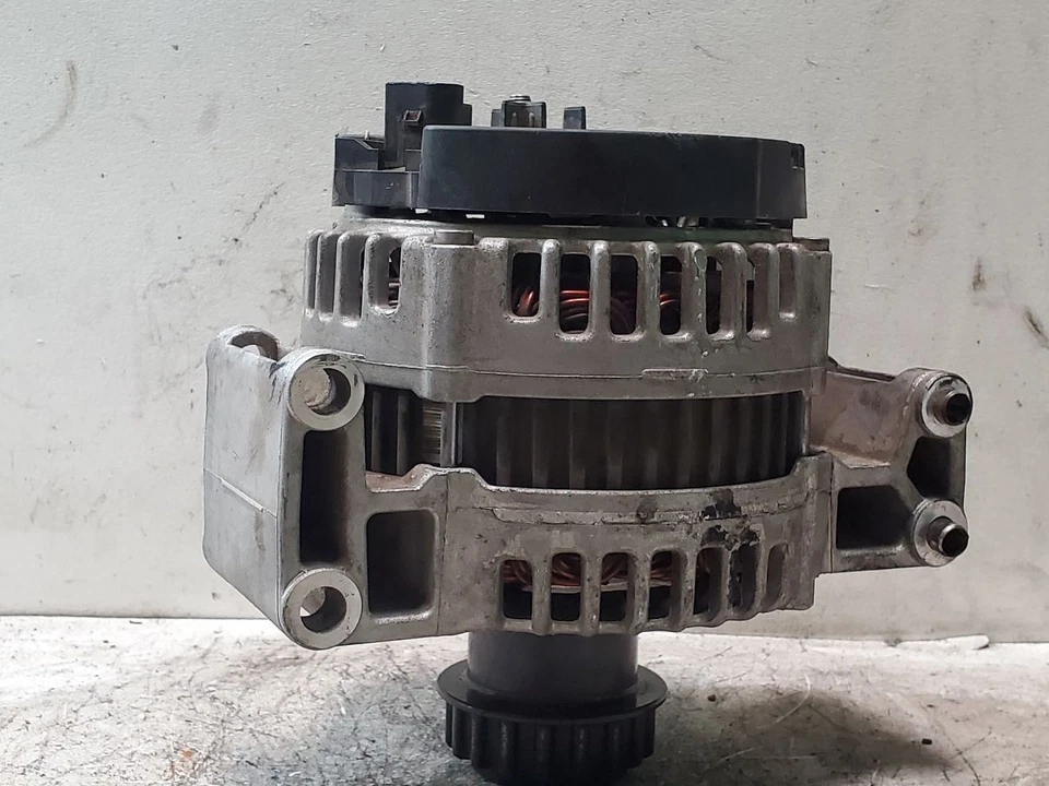 Volvo XC90 2005 alternador sedán 160 amperios OEM 6C9N-10300-MA Foto 4 de 4