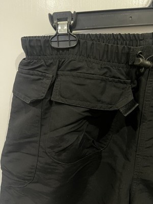 Supreme x Nike ACG Black Nylon Trail Cargo Shorts FW22 DN3258-010