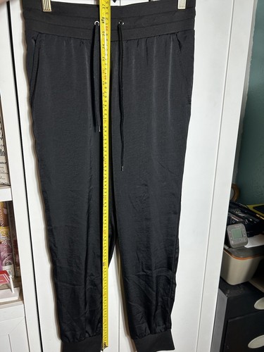 BCBGMAXAZRIA Black SATIN Jogger PANTS SIZE XS - Picture 10 of 13