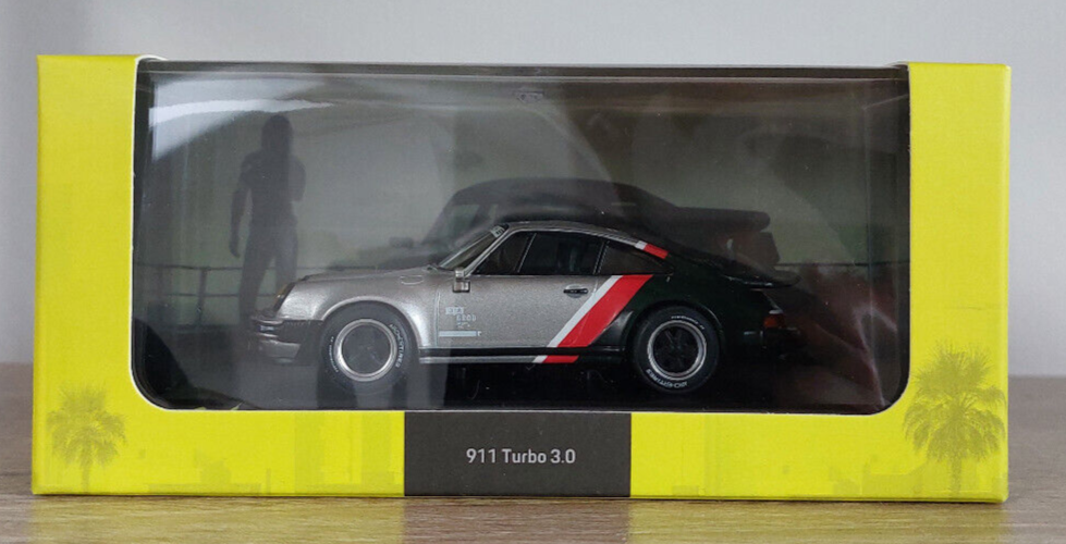 1:43 MINICHAMPS 1975 PORSCHE 911 930 Turbo 3.0 Cyberpunk 1:43 MINICHAMPS 1975 PORSCHE 911 930 Turbo 3.0 Cyberpunk