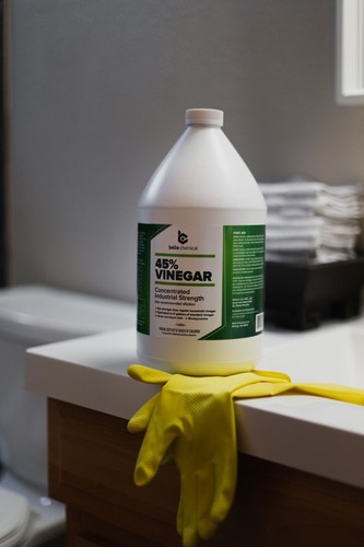45% Pure Vinegar - Concentrated Industrial Grade (1-Gallon) - Picture 2 of 15