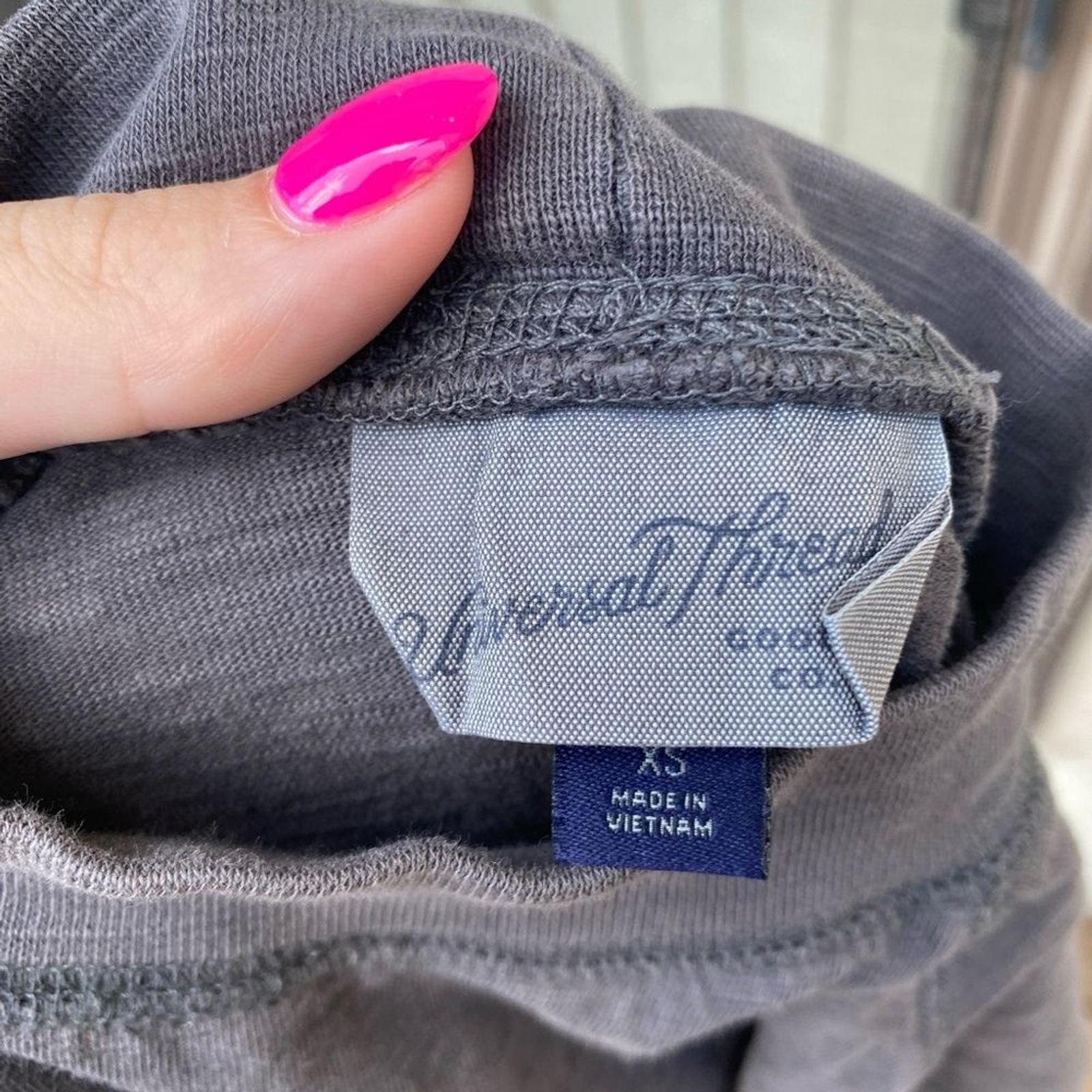 Universal Thread Size extra small grey mock neck … - image 3