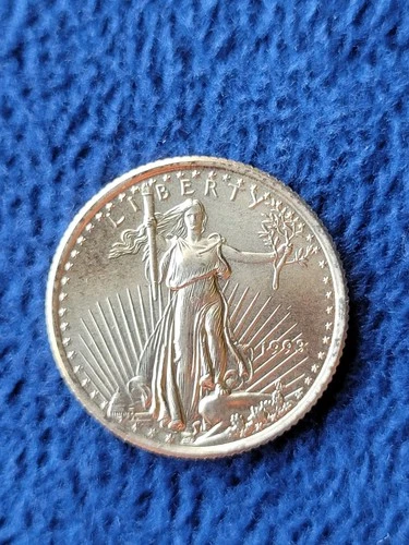 1993 American Gold Eagle 1/10 oz $5 Coin — 22K Gold Bullion — US Mint