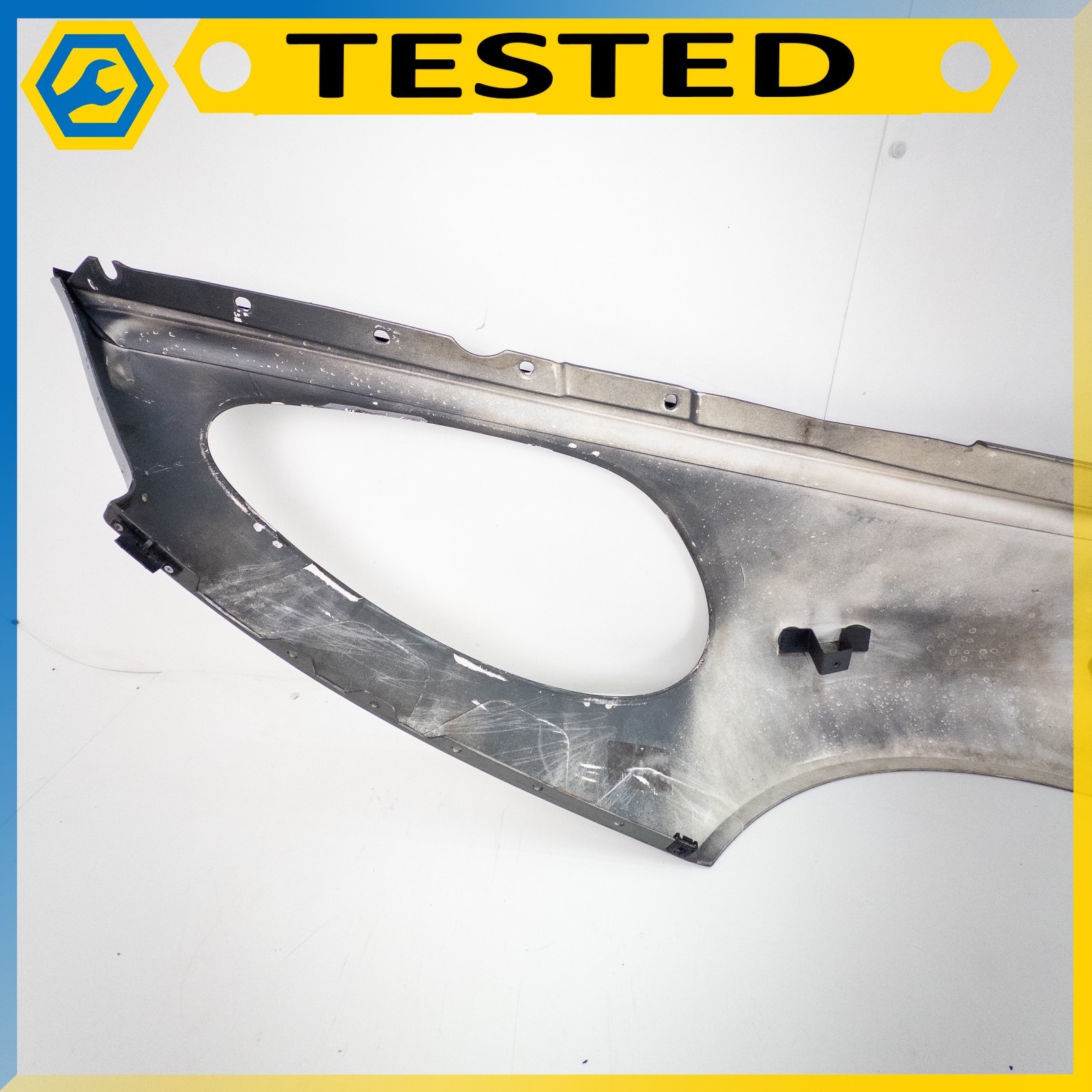 Aston Martin DB9 2005-2012 Front Right Side panel Silver