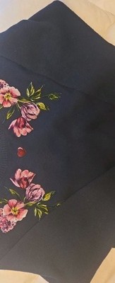 Dolce & Gabbana Navy Blue 100% Cashmere Floral Embroided Sweater