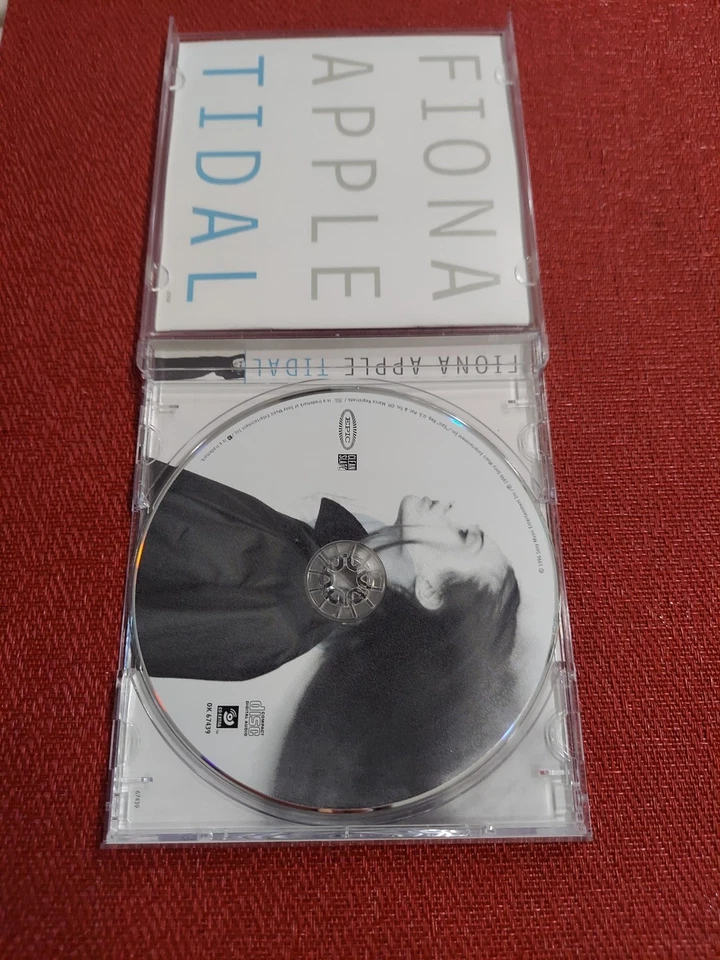 Fiona Apple Tidal CD 1996 Debut Alternative Rock Work Label Very Good Condition Foto 4 de 4